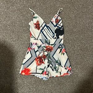 Romper size S. Worn once